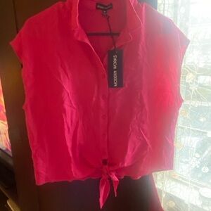 Women's Vibrant Pink Button-Down Shirt size medium by Modern Works. NWT